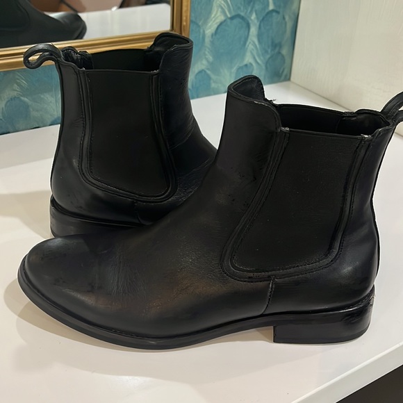 Thursday Boot Company Dutchess Chelsea Boot - Picture 6 of 11
